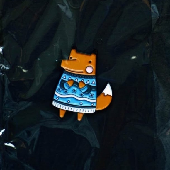 Pack of 5 Brand New/Packaged Dog (with one fox) Pin Collection - Picture 5 of 5